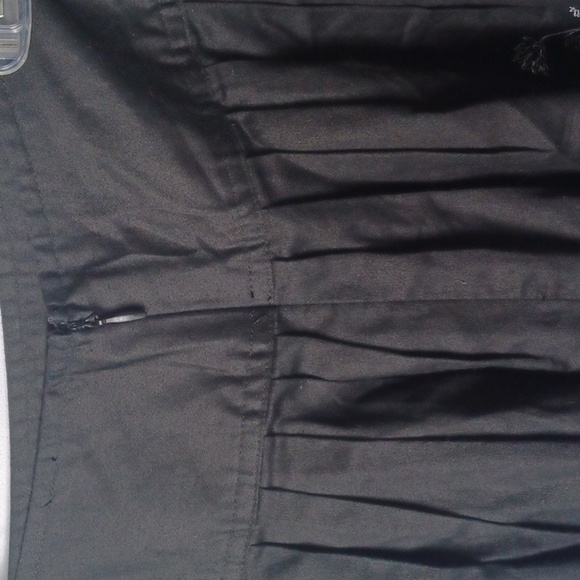 Willi Smith A-Line Skirt Size 8 Black Stunning White Applique Floral Embroidered - Picture 5 of 9